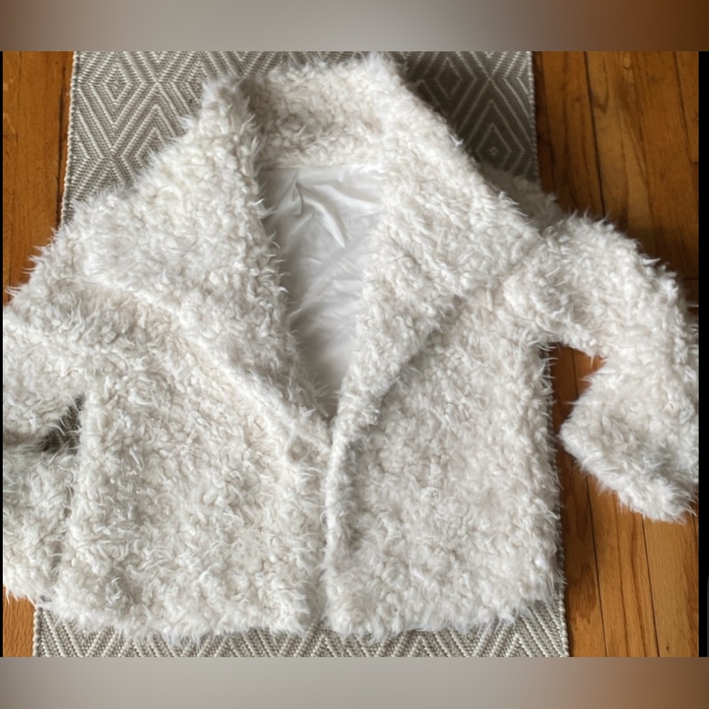 Fuzzy open front OFF WHITE cropped  jacket
